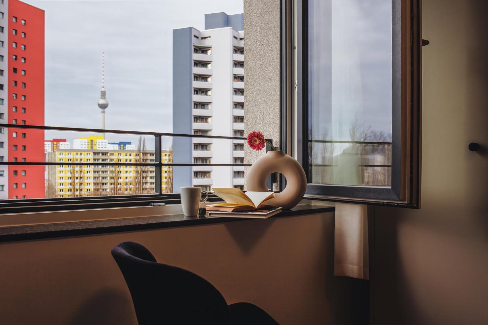 The Circus Living Aparthotel Berlin Exterior photo