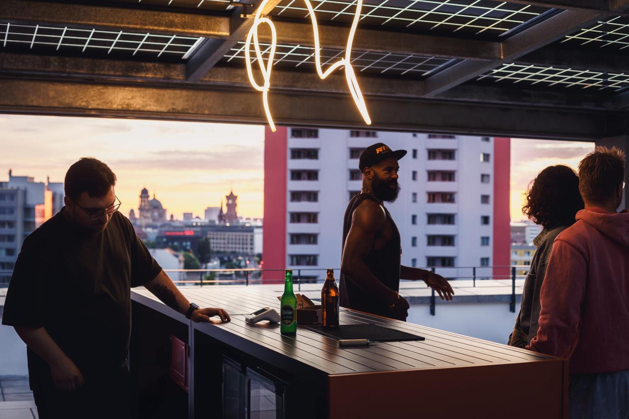 The Circus Living Aparthotel Berlin Exterior photo