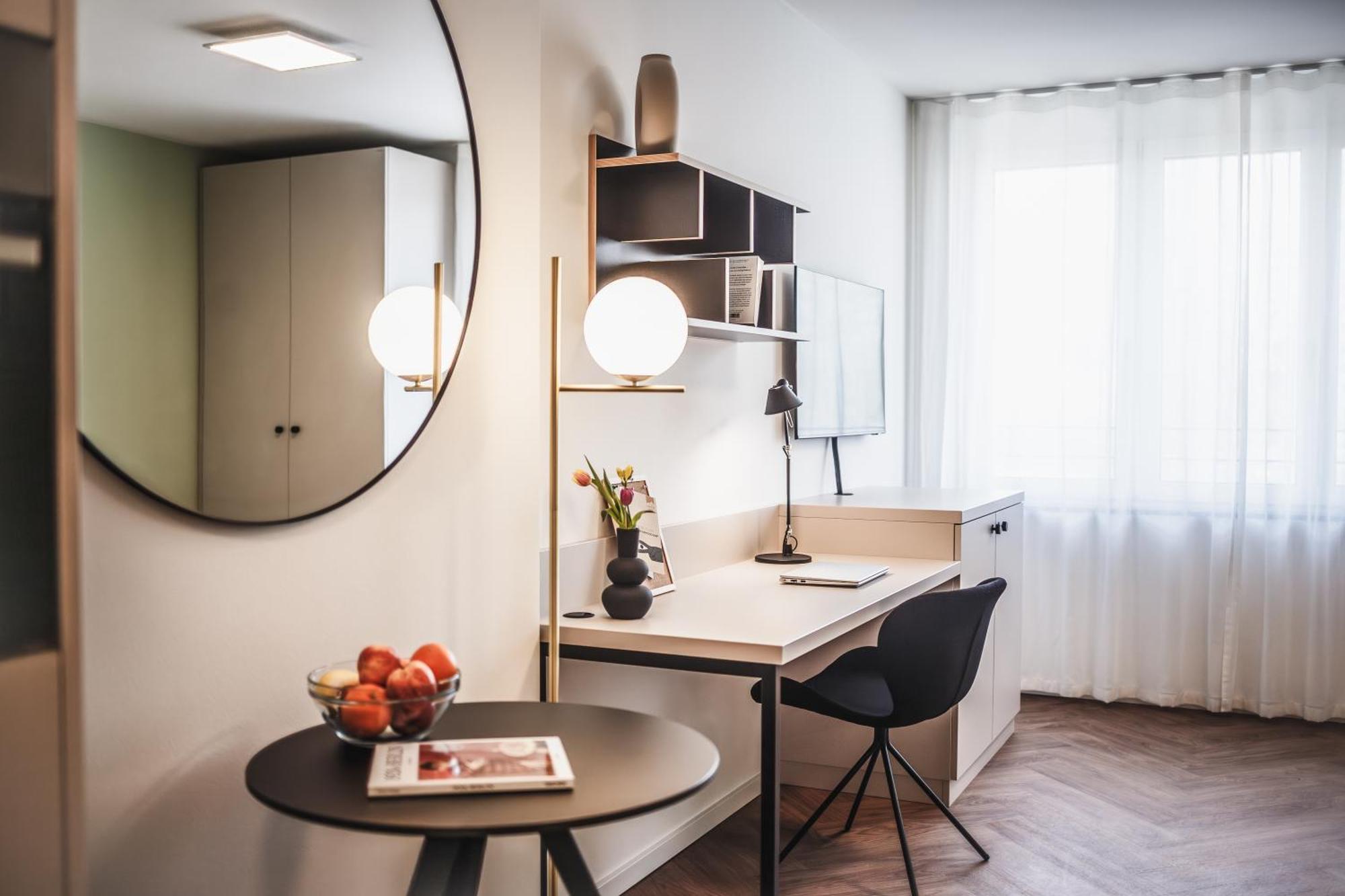 The Circus Living Aparthotel Berlin Exterior photo