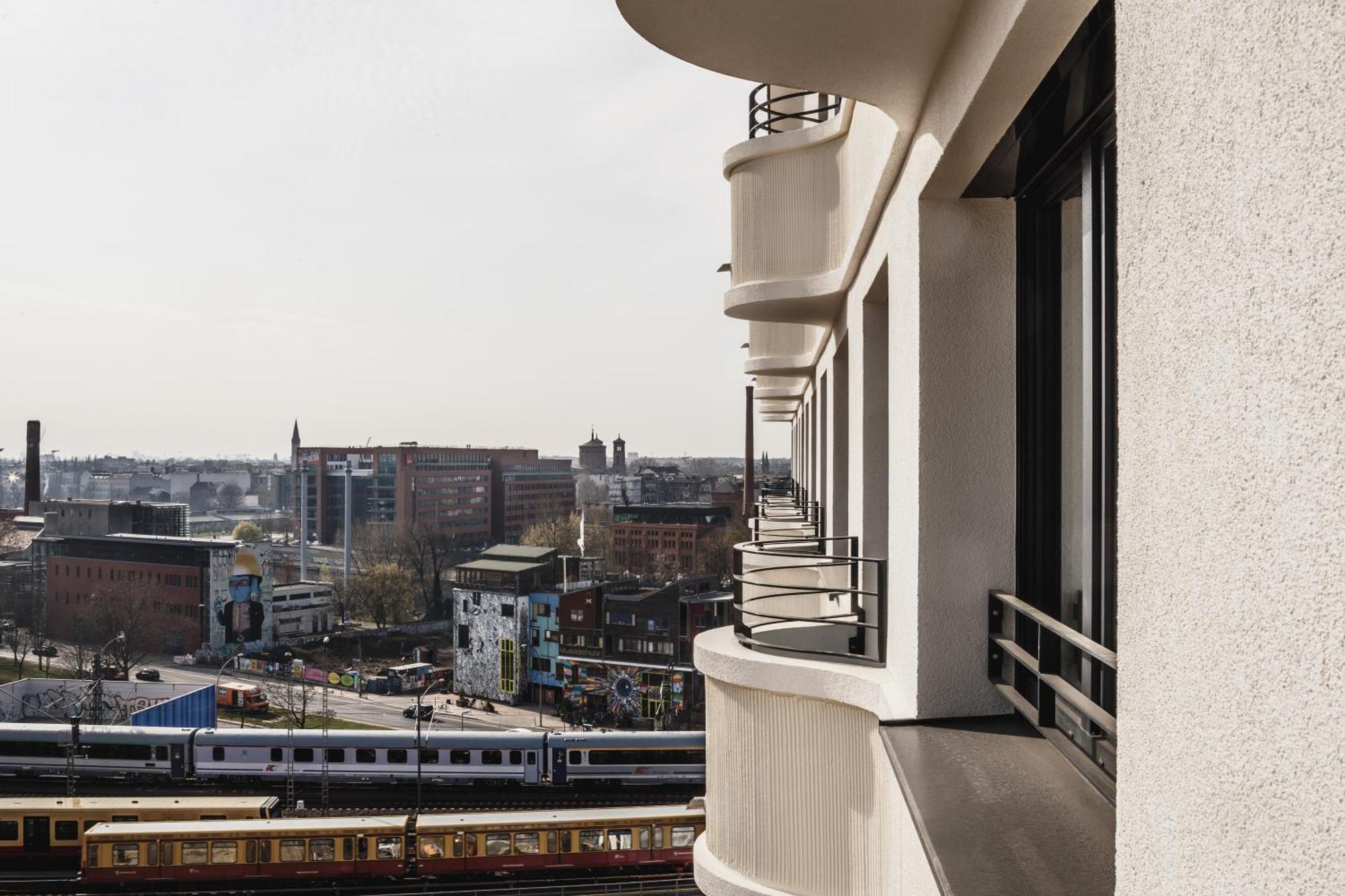 The Circus Living Aparthotel Berlin Exterior photo